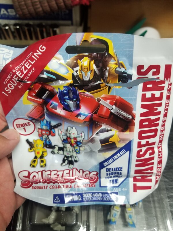 Transformers Squeezelings Authentics Mini PVC Figure Image  (1 of 7)